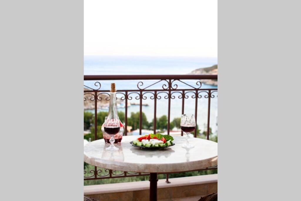 Nikis Seaside House Vlichadia Exterior foto